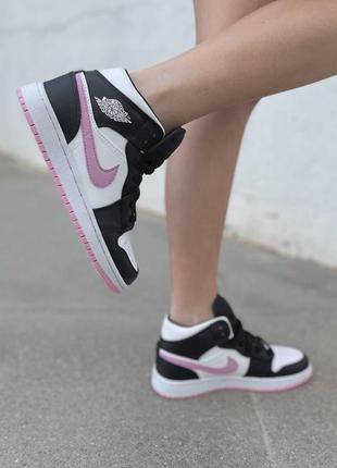 Nike air jordan white black pink новинка високі брендові кросівки найк джордан чорні рожеві весна літо осінь высокие кроссовки розовые черные белые7 фото