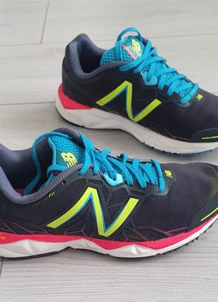 Крассовки new balance