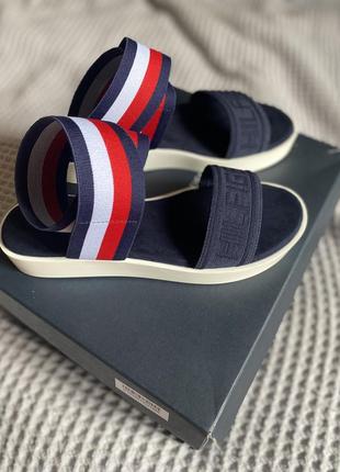Сандалі tommy hilfiger жіночі колір синій