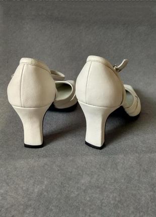 Шикарні фірмові шкіряні туфлі, босоніжки італія6 фото