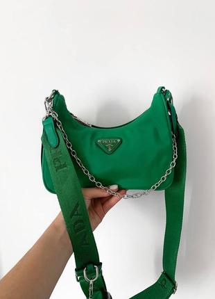 Трендова зелена стильна сумочка в стилі prada mini green нейлон женская зеленая сумка бренд