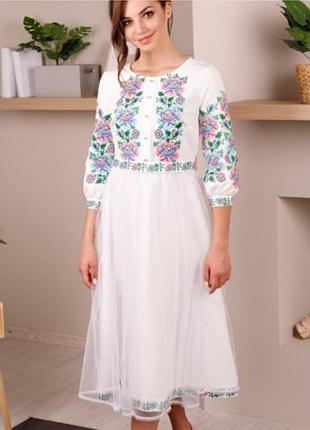 Сукня вишита святкова
