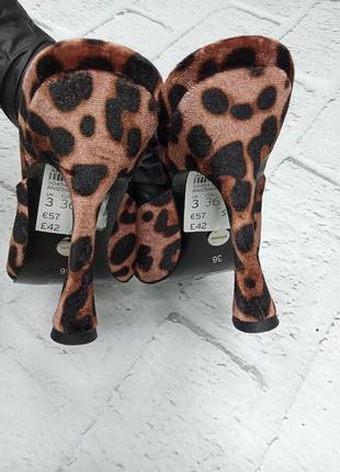 Леопардовые велюровые мюли бархатные на каблуке кожа натуральная сабов лодочки узкий носок cos3 фото