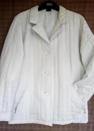 Белая лёгкая куртка/пиджак