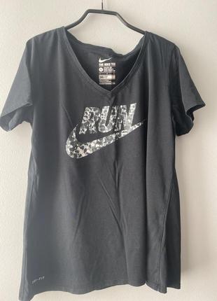 Футболка nike red l