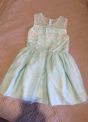 Красивое платье на девочку 6 лет
