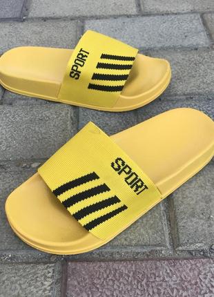 Шльопанці літні
