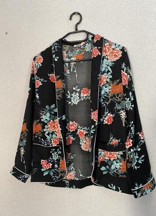 Легкий пиджак в японському стиле1 фото