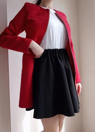 Жіноче червоне пальто4 фото
