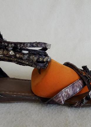 Оригинальные сандалии, босоножки фирмы shoes p. 37 стелька 24 см3 фото