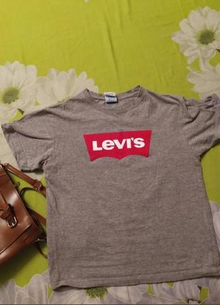 Футболка levis