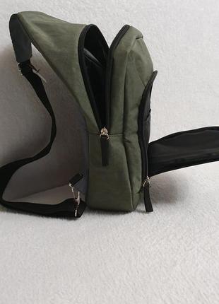 Чоловіча сумка-рюкзак на одній лямці/ рюкзак на одному ремені/ молодіжна сумка через плече8 фото