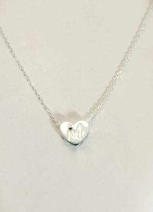 Серебряное колье сердце с буквой1 фото