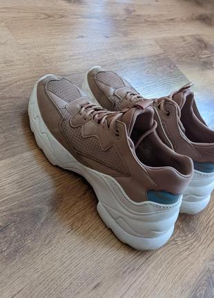 Кросівки zara