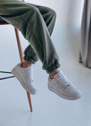 Nike air force white женские кроссовки классик найк аир форс белые6 фото