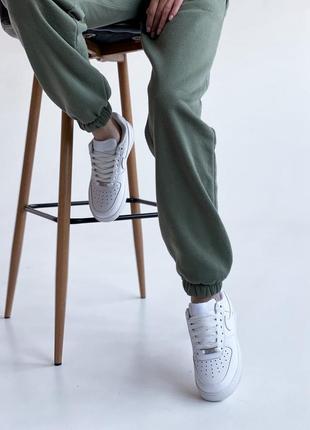Nike air force white женские кроссовки классик найк аир форс белые3 фото