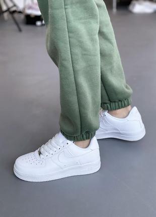 Nike air force white женские кроссовки классик найк аир форс белые9 фото