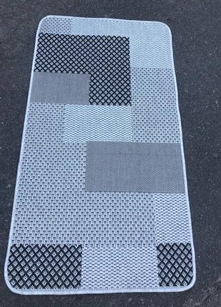 Килим 0.70×1.20