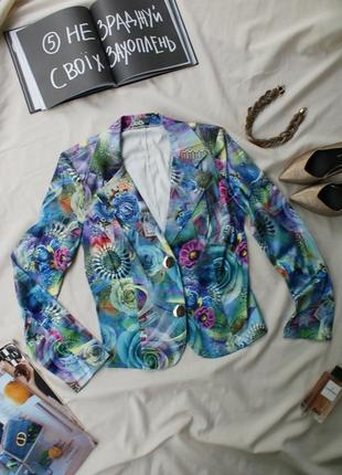 Яскравий піджак жакет блейзер  в офіс квітковий принт