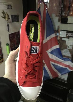 Кеді унісекс converse chuck taylor 2 low red urbanshop com ua стильний львів1 фото