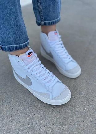 Женские кроссовки найк nike4 фото