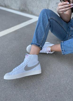 Женские кроссовки найк nike3 фото