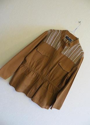 Чудовий легкий жакет