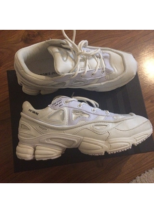 Очень удобные кроссовки adidas