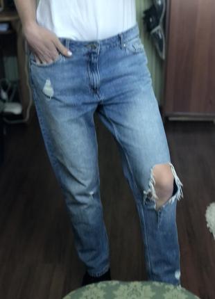 Рваные джинсы1 фото