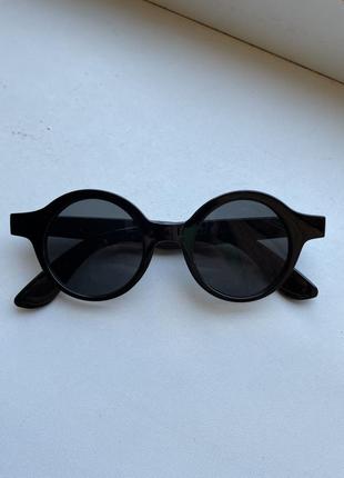 Нові круглі сонцезахисні окуляри1 фото