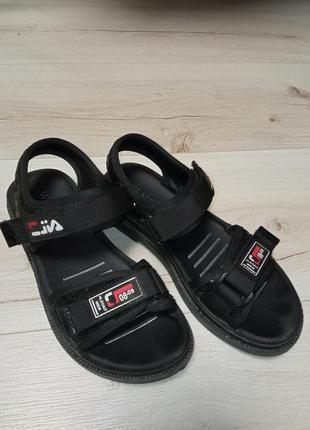 Босоніжки босоножки з паєтками