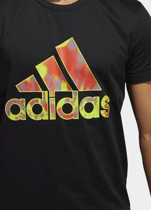 Футболка adidas summer badge of sport розмір l3 фото