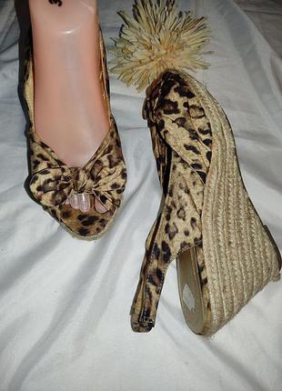 Босоножки леопард 25 стелька новые