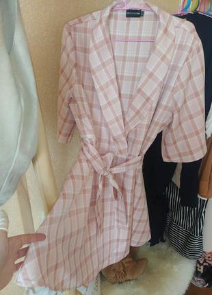 Платье в клетку