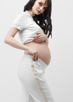 Белые спортивные брюки с лампасами для беременных 1837 03381 фото