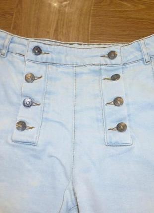 Актуальні джинсові шорти kiabi denim з високою посадкою на болтах2 фото