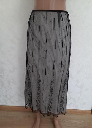 Нарядная  юбка сетка с интересной вышивкой миди9 фото