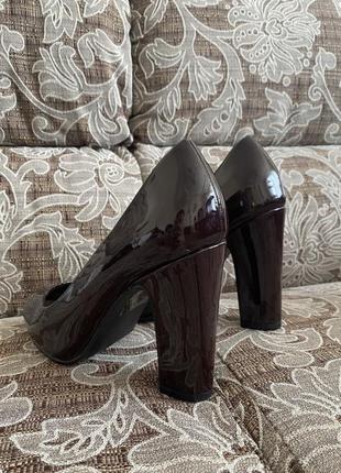 Туфлі/жіноче взуття (36 розмір) глибокого бордово-баклажанового кольору3 фото
