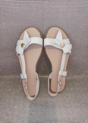 Босоніжки з натуральної шкіри жіночі3 фото