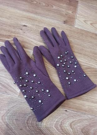 Теплые красивые женские перчатки