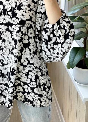 Красивая чёрная блуза в цветы из вискозы 1+1=36 фото