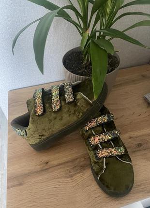 Стильні кеди