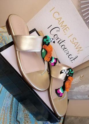 Шльопанці в'єтнамки nine west4 фото