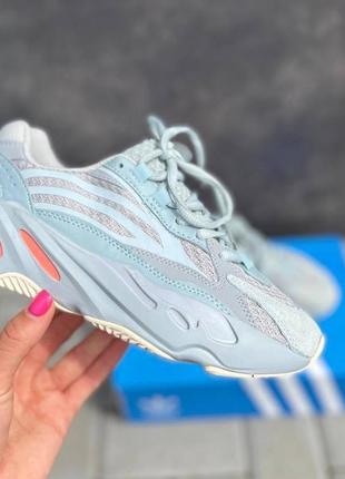 Дуже круті кросівки adidas yeezy
