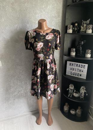 Лекгое летнее платье цветочный принт в винтажном стиле