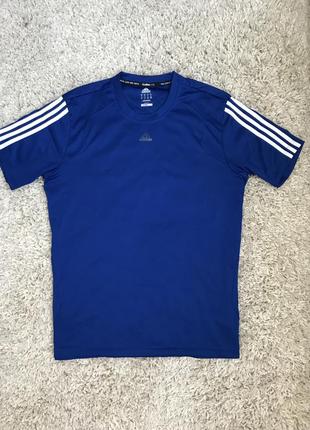 Спортивна футболка adidas