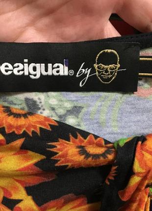 Красивая футболка desigual by lacroix. в наличии3 фото