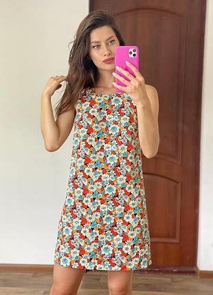 Квіткове плаття з щільно тканини zara
