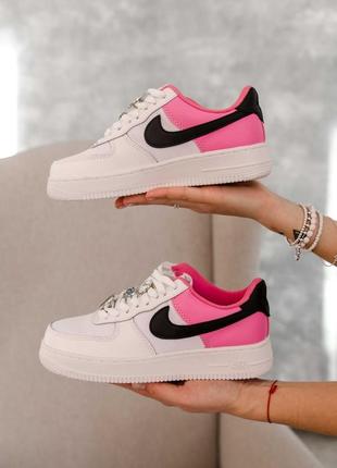 Женские кожаные кроссовки nike air force 1 low se white/pink#найк