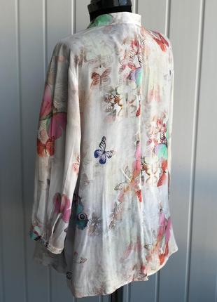 Дуже красива блузка з квітковим принтом charles vorgele .4 фото
